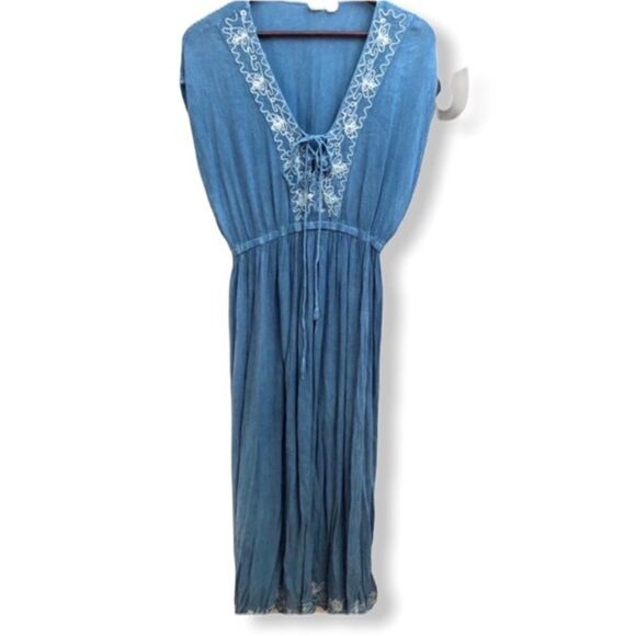 Dresses & Skirts - BE Blue Dress